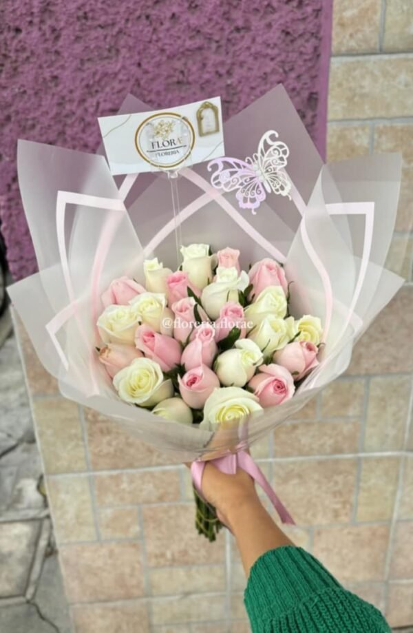 ramo 24 rosas combinadas rosas con blanco