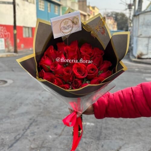ramo 24 rosas rojas