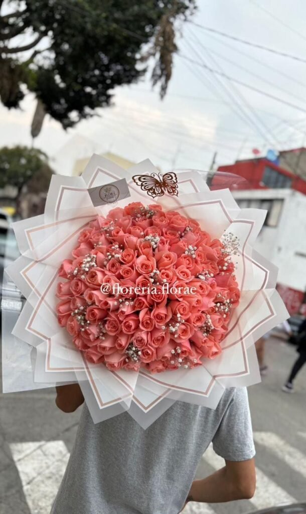 RAMO 100 ROSAS