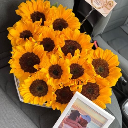 caja corazon con girasoles