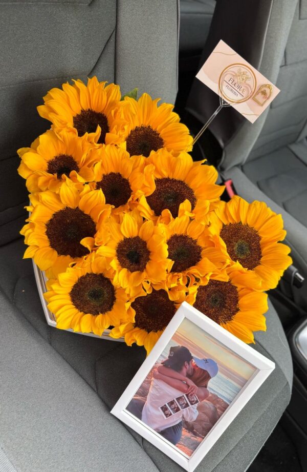caja corazon con girasoles