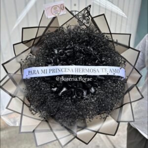 ramo de 50 rosas negras