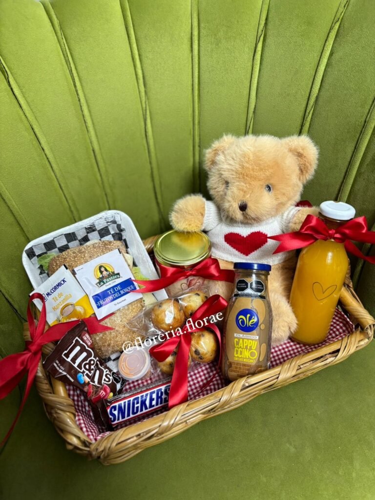 desayuno sorpresa con peluche