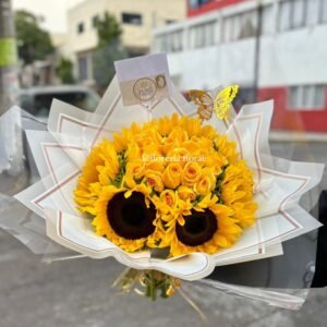 ramo de 6 girasoles + 15 rosas amarillas