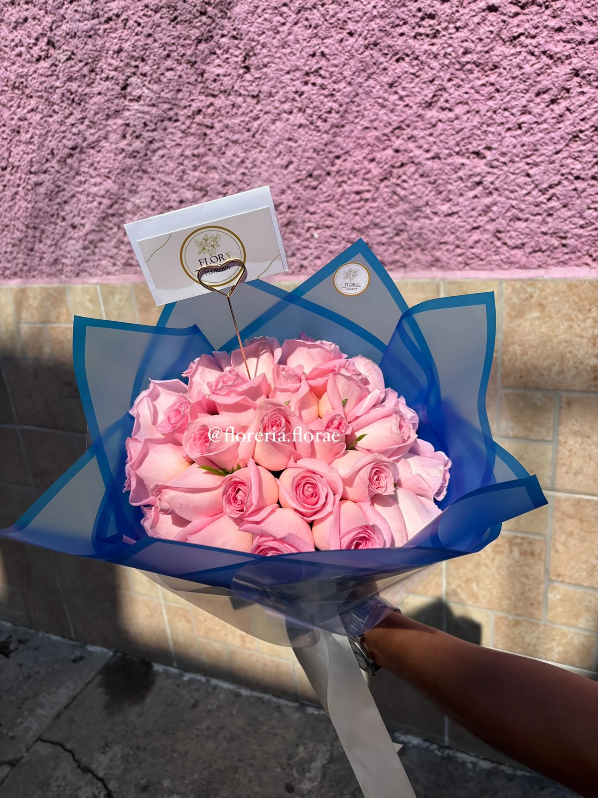 RAMO 24 ROSAS ROSAS EN CDMX
