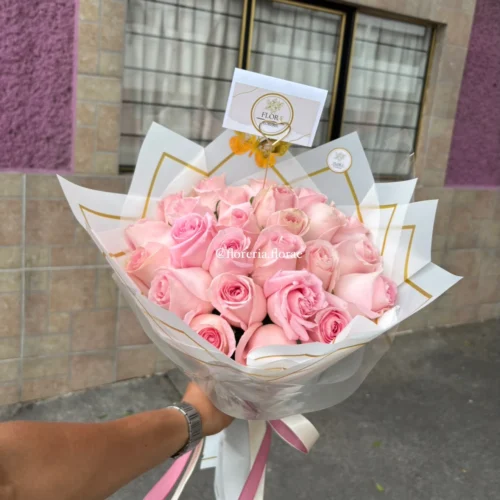 PINK ROUSE – Ramo de 24 Rosas Rosas Premium | Florae Florería en CDMX