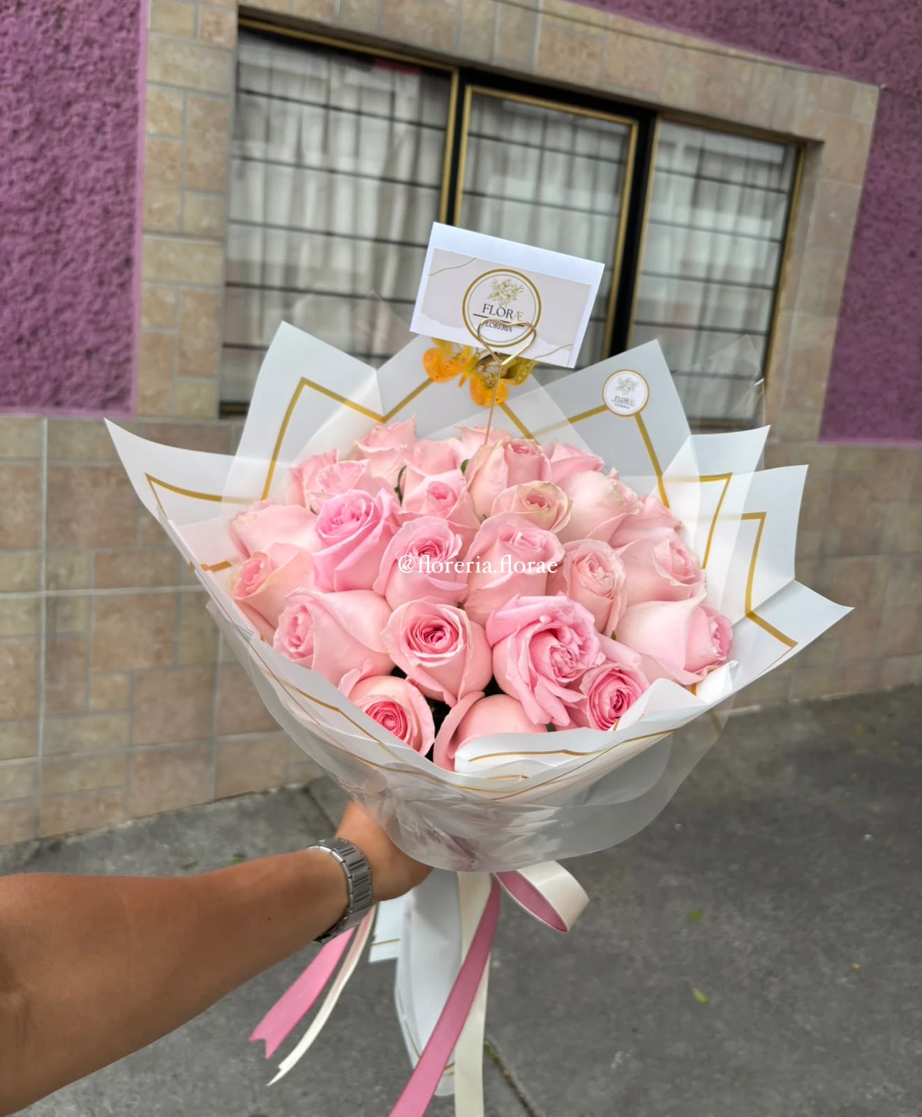 PINK ROUSE – Ramo de 24 Rosas Rosas Premium | Florae Florería en CDMX - Imagen 9